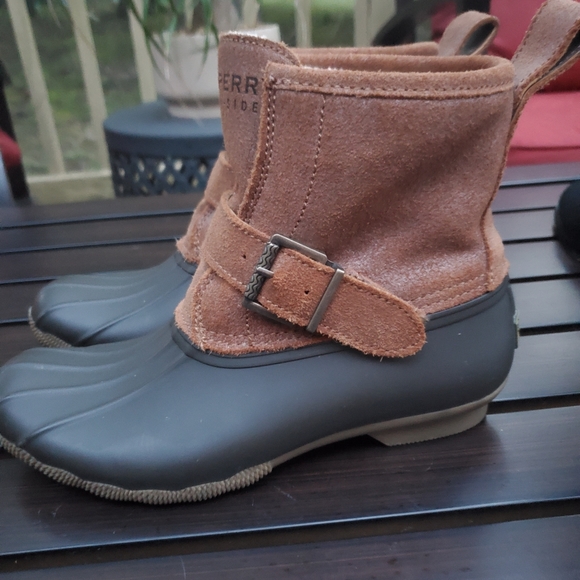 Sperry duck boots - Picture 3 of 8
